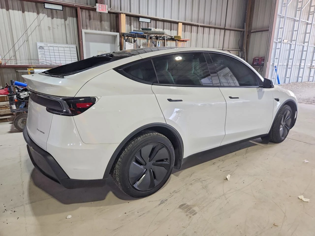 Tesla Model Y JUNIPER DUAL MOTOR LONG RANGE AWD ТЕРМОПОМПА* , снимка 3 - Автомобили и джипове - 55393236