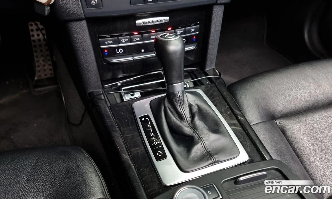 Mercedes-Benz E 220 E220 CDI Avantgarde, снимка 9 - Автомобили и джипове - 56117542