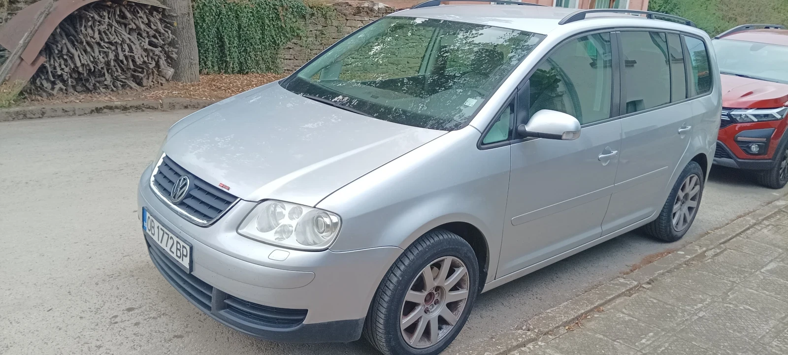 VW Touran, снимка 8 - Автомобили и джипове - 56238778