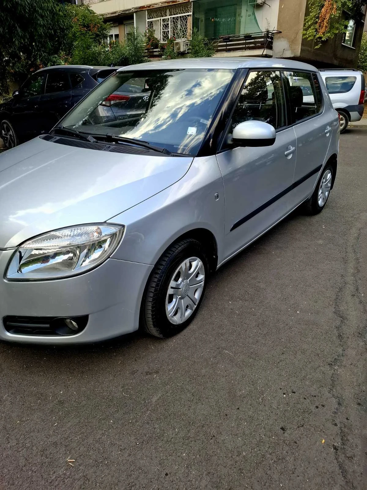 Skoda Fabia 1.2, снимка 3 - Автомобили и джипове - 56635778