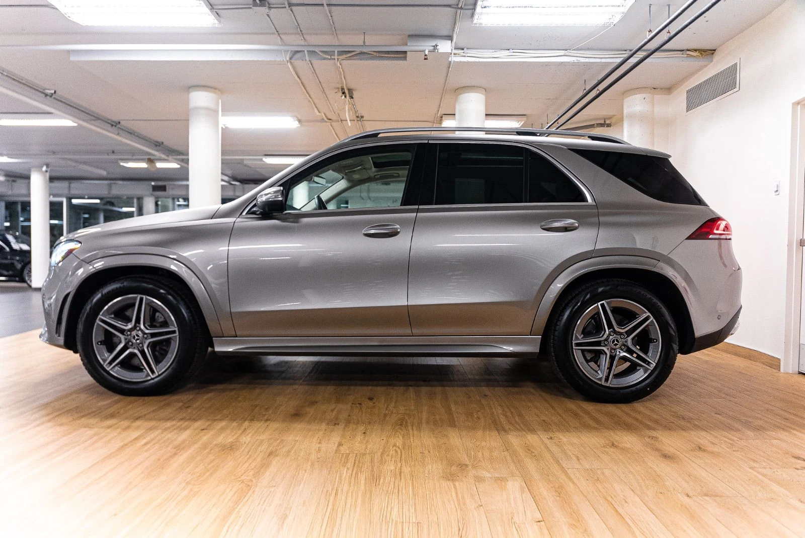 Mercedes-Benz GLE 450 4MATIC AMG LINE * ������ ����* CARFAX | Mobile.bg � ����������� 4