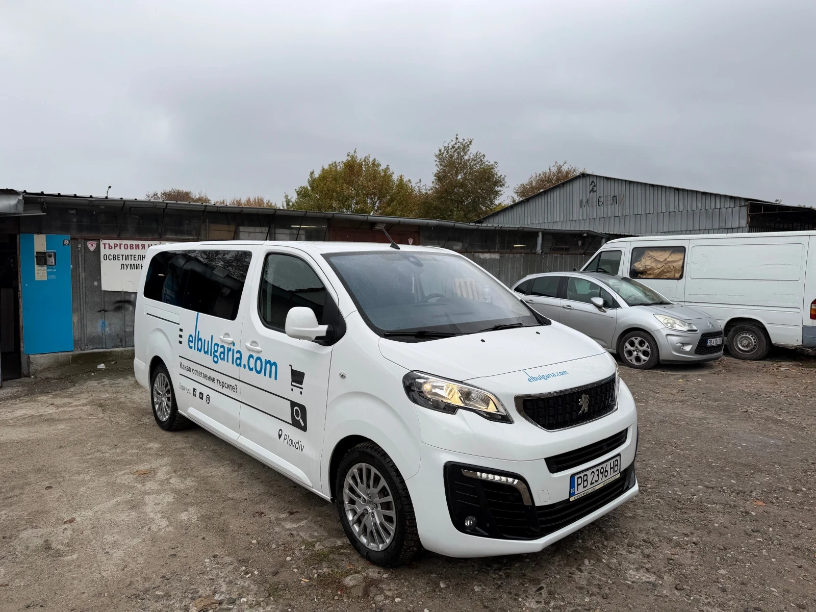 Peugeot Traveler, снимка 2 - Автомобили и джипове - 56734871