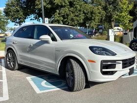 Porsche Cayenne * E Hybrid * CARFAX * ОПЦИЯ ЗА ФИНАНСИРАНЕ, снимка 3