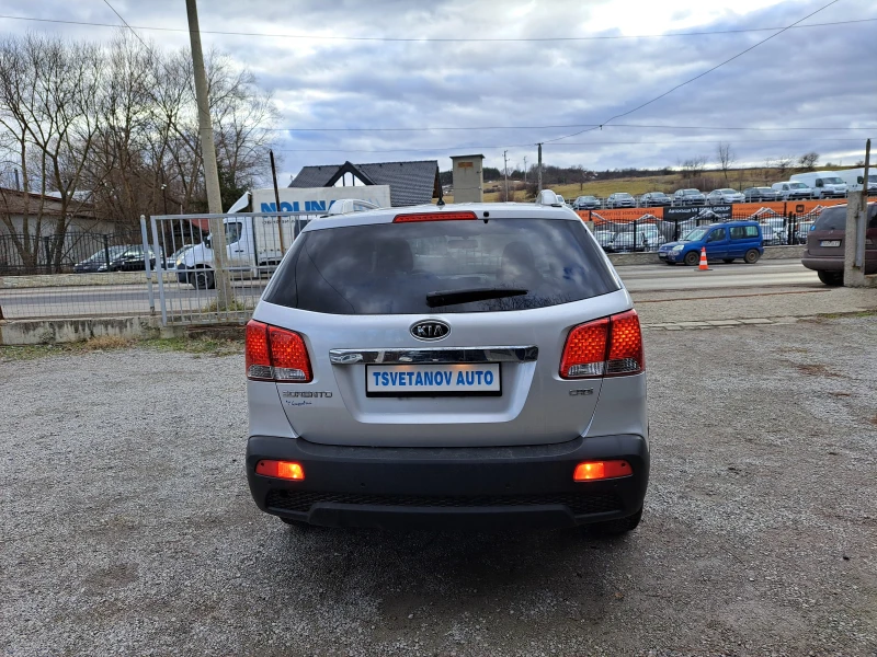 Kia Sorento 2.2 CRDI 4&#215;4, снимка 6 - Автомобили и джипове - 48664435