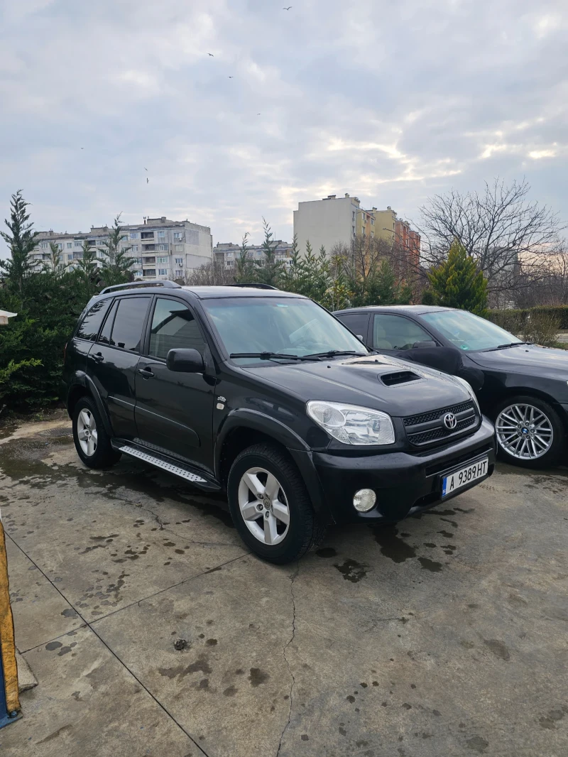 Toyota Rav4, снимка 11 - Автомобили и джипове - 49335587