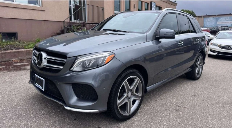 Mercedes-Benz GLE 400 FACELIFT* AMG PACK* PANO* HARMAN* DISTRONIK* ОБДУХ, снимка 2 - Автомобили и джипове - 52450295