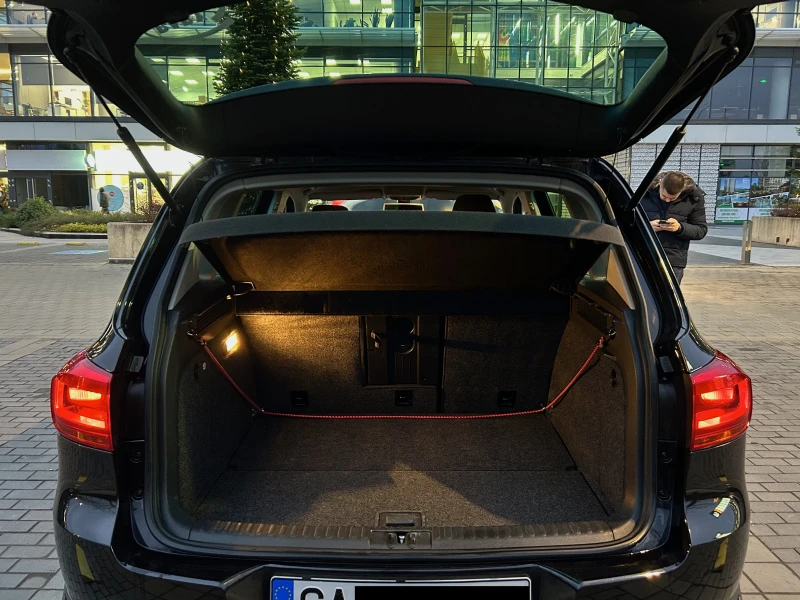 VW Tiguan 5N, снимка 13 - Автомобили и джипове - 52700225