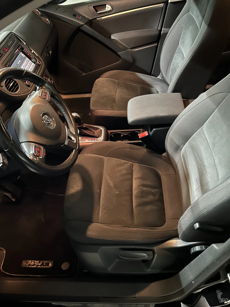 VW Tiguan 5N, снимка 11 - Автомобили и джипове - 52700225