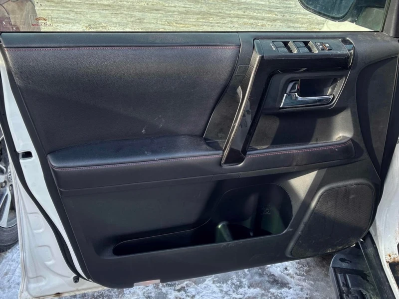 Toyota 4runner 2019 TRD PRO 4WD * CARFAX * БЕЗ ПЪРВОНАЧАЛНА ВНОСК, снимка 10 - Автомобили и джипове - 52879144