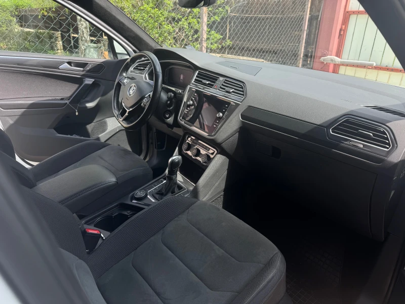 VW Tiguan R-line, 2 комплекта гуми, снимка 6 - Автомобили и джипове - 52975083
