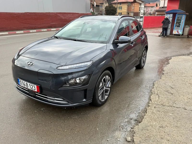 Hyundai Kona 64kWh SOH 96.5% сертификат, обслужена , снимка 2 - Автомобили и джипове - 53178001