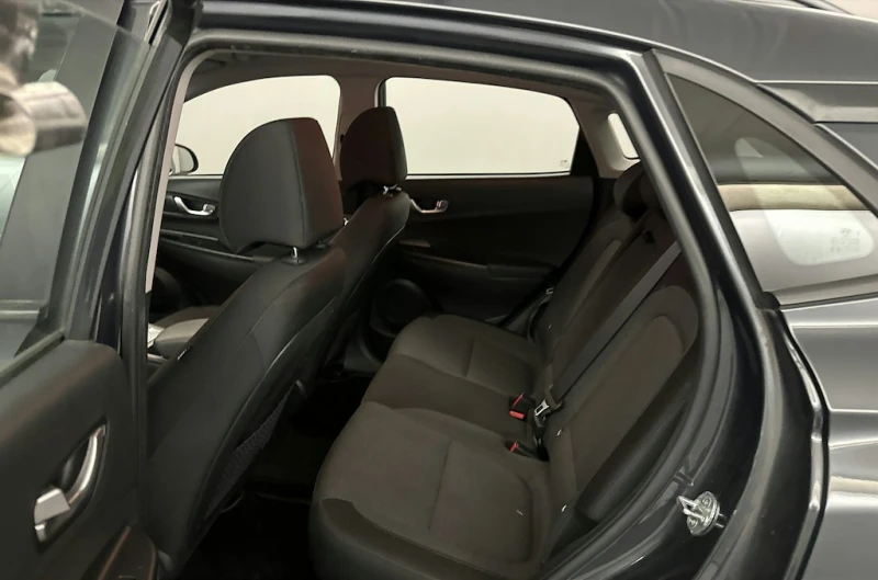 Hyundai Kona 64kWh , снимка 6 - Автомобили и джипове - 53178001