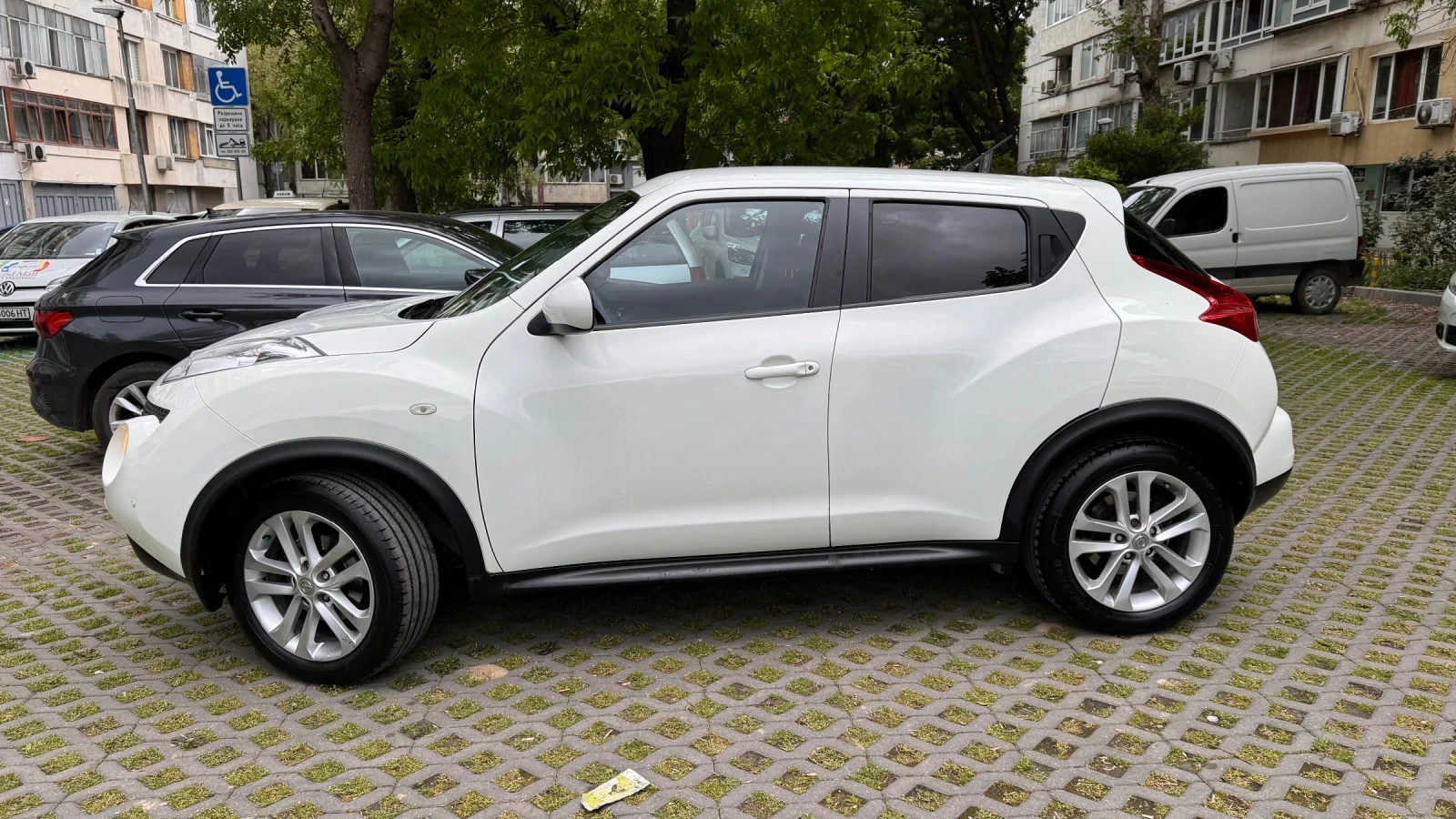 Nissan Juke Първи собственик!!! - изображение 2