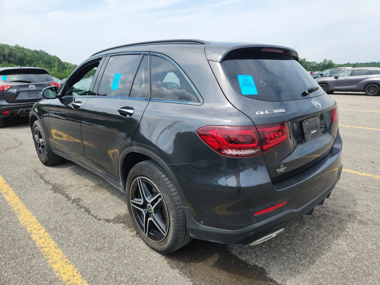 Mercedes-Benz GLC 300 * CARFAX * АВТО КРЕДИТ * ЦЕНА ДО БГ! - изображение 3