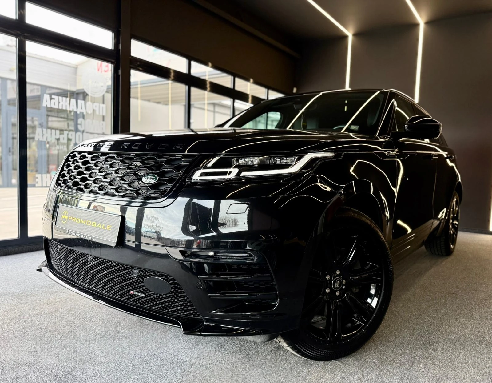 Land Rover Range Rover Velar AWD* R-Dynamic* Панорама* Лизинг - изображение 3