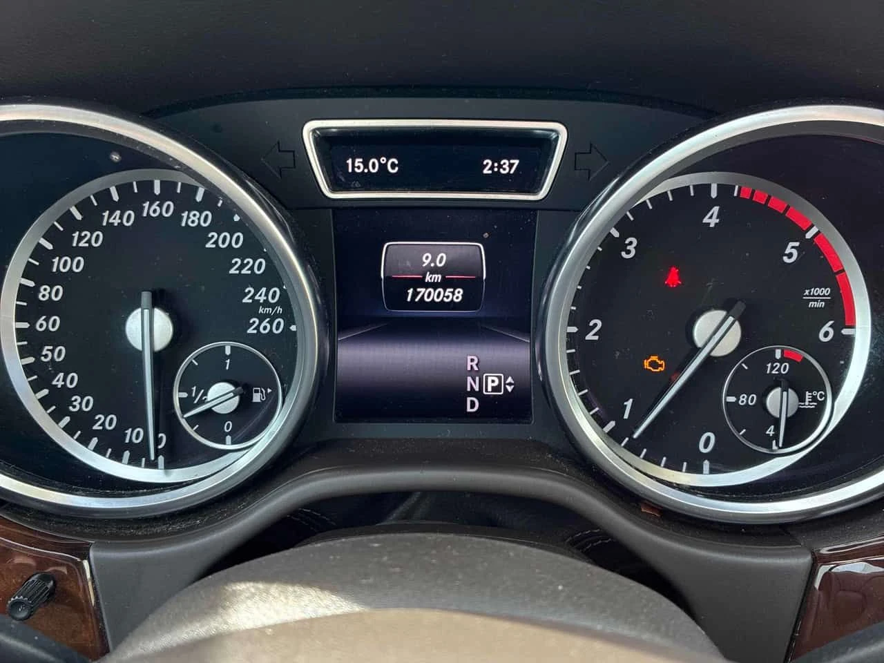 Mercedes-Benz ML 350 * BlueTEC * CARFAX * 360 * ОБДУХВАНЕ * ПОДГРЕВИ - изображение 8