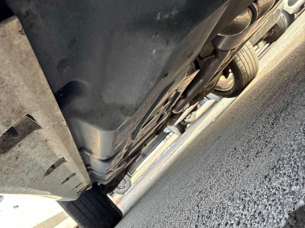 Mercedes-Benz ML 350 * BlueTEC * CARFAX * 360 * ОБДУХВАНЕ * ПОДГРЕВИ, снимка 15 - Автомобили и джипове - 53783401