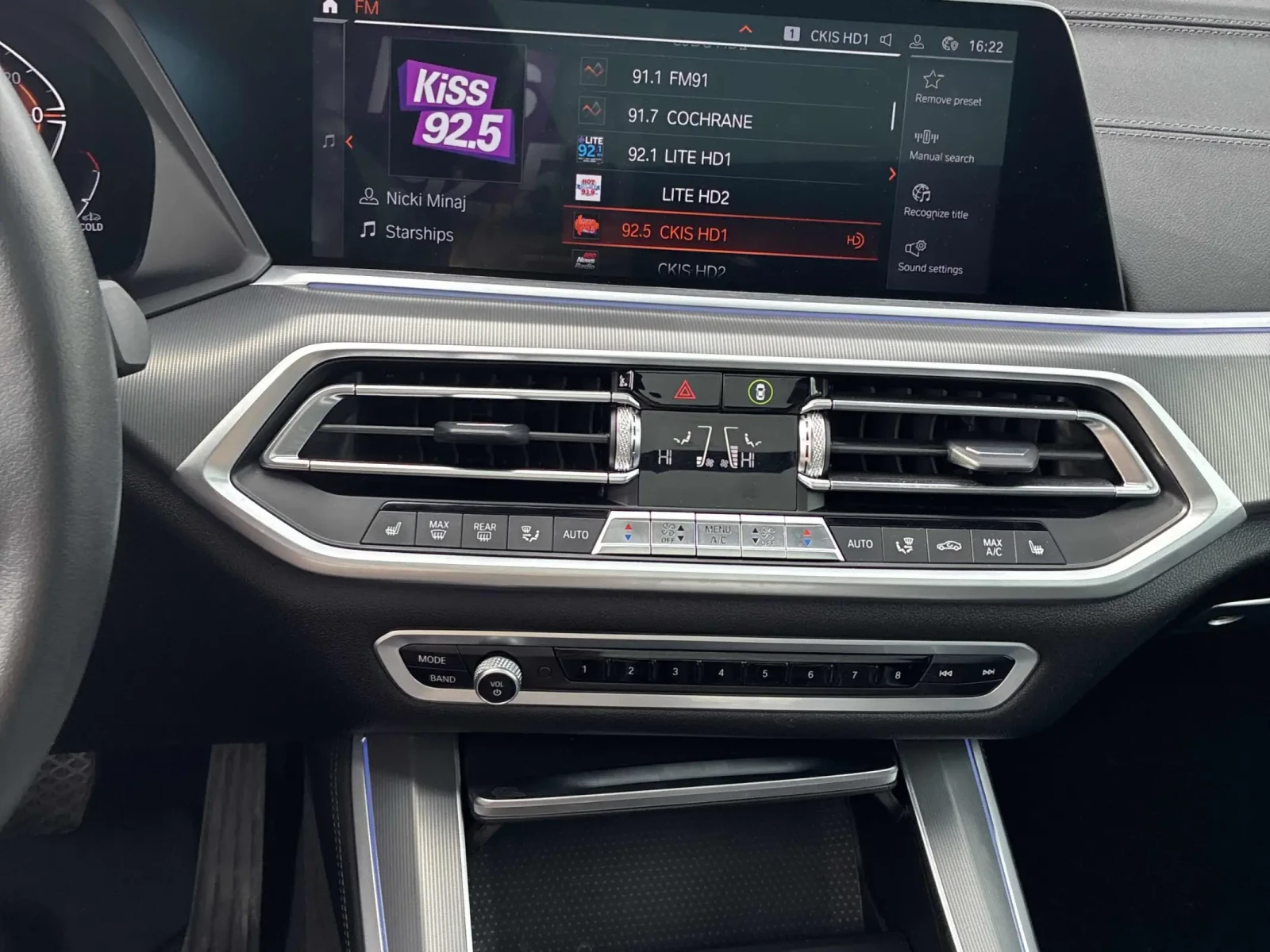 BMW X5 xDrive40i * * CARFAX * * АВТО КРЕДИТ * * , снимка 12 - Автомобили и джипове - 54210034