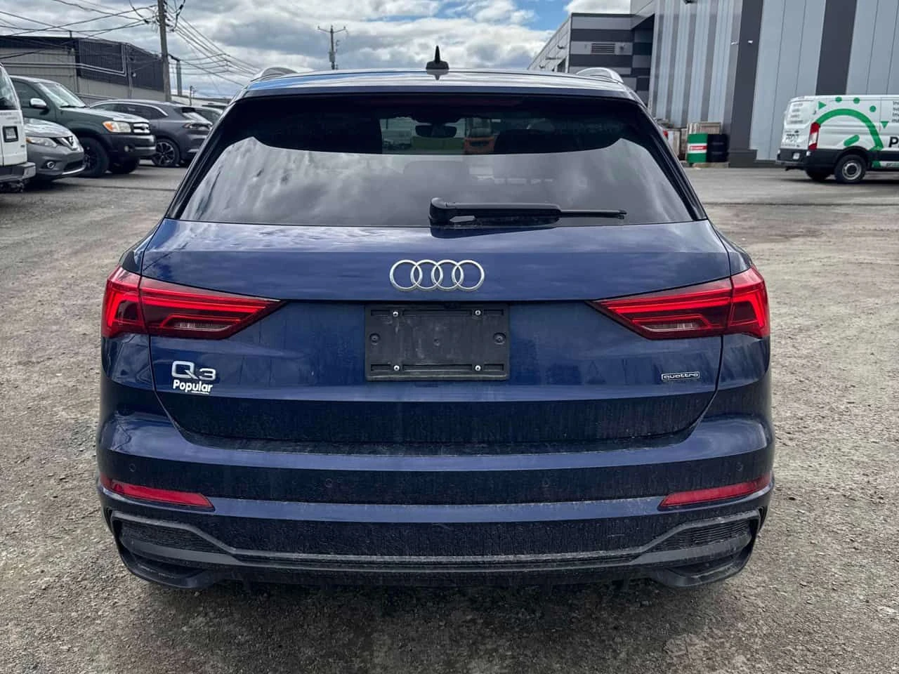 Audi Q3 * Technik * SONOS * S-LINE * 360 * ПОДГРЕВИ, снимка 4 - Автомобили и джипове - 54529047