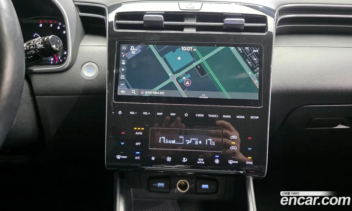Hyundai Tucson Turbo 2WD, снимка 14 - Автомобили и джипове - 54744441