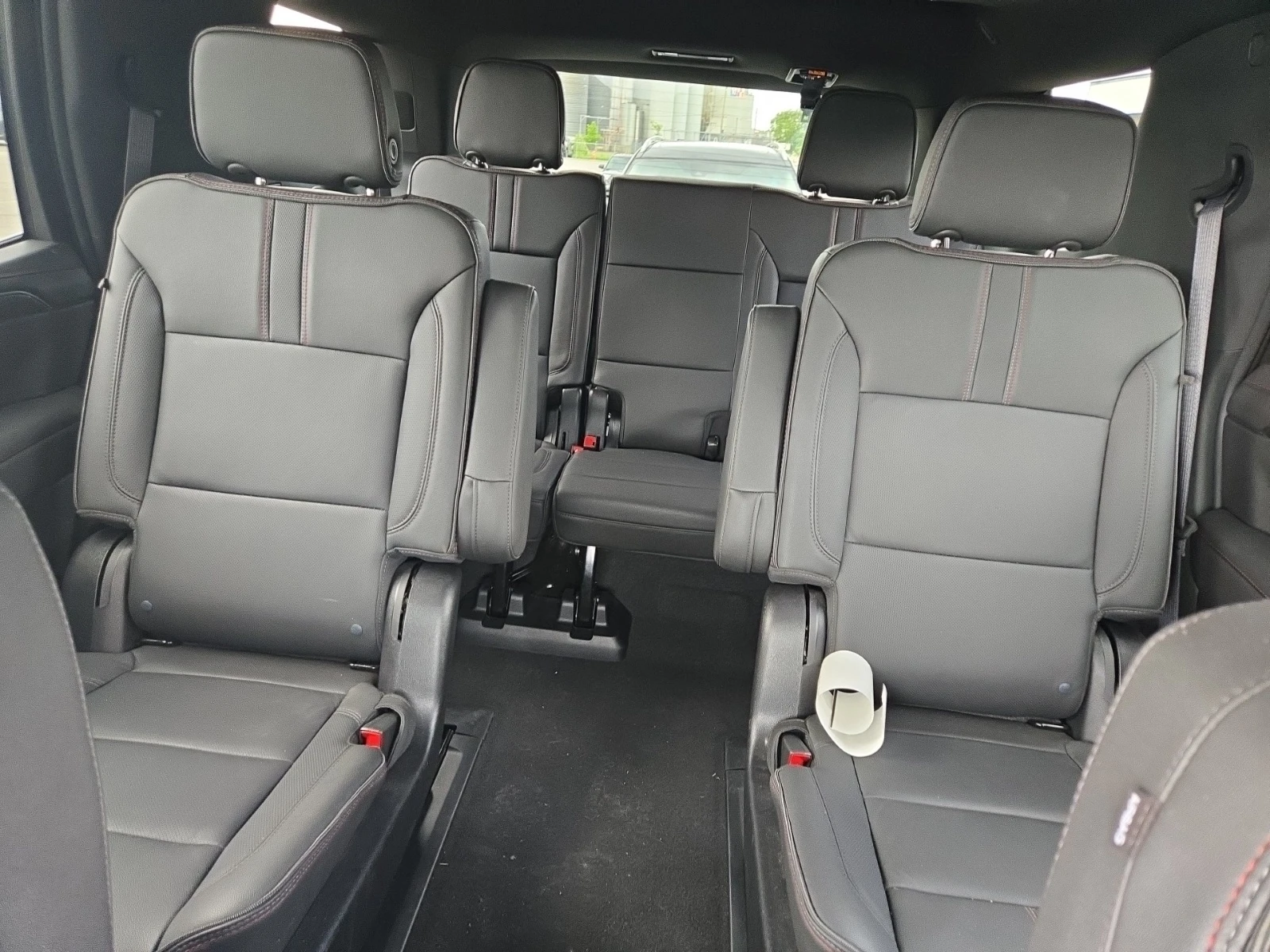 Chevrolet Tahoe RST * 5.3 * AWD * 7 ����� * CARFAX * 360 ������ *  | Mobile.bg � ����������� 9