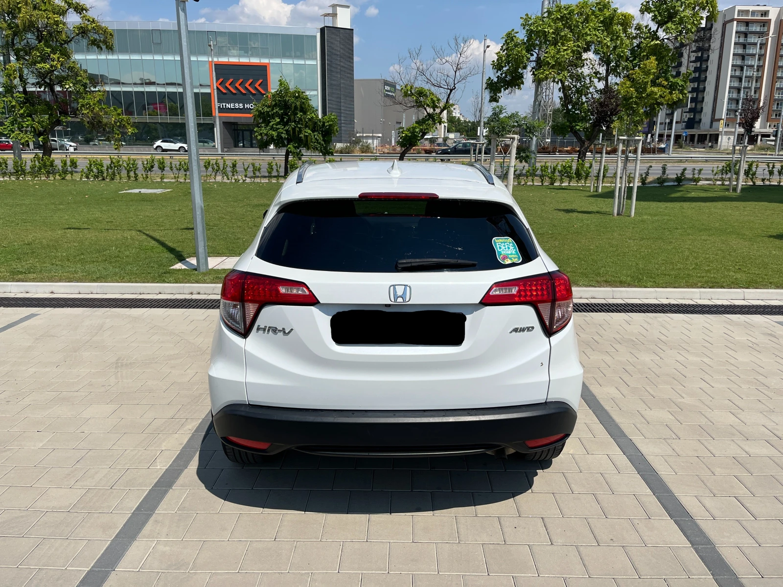 Honda Hr-v AWD, снимка 3 - Автомобили и джипове - 55699114