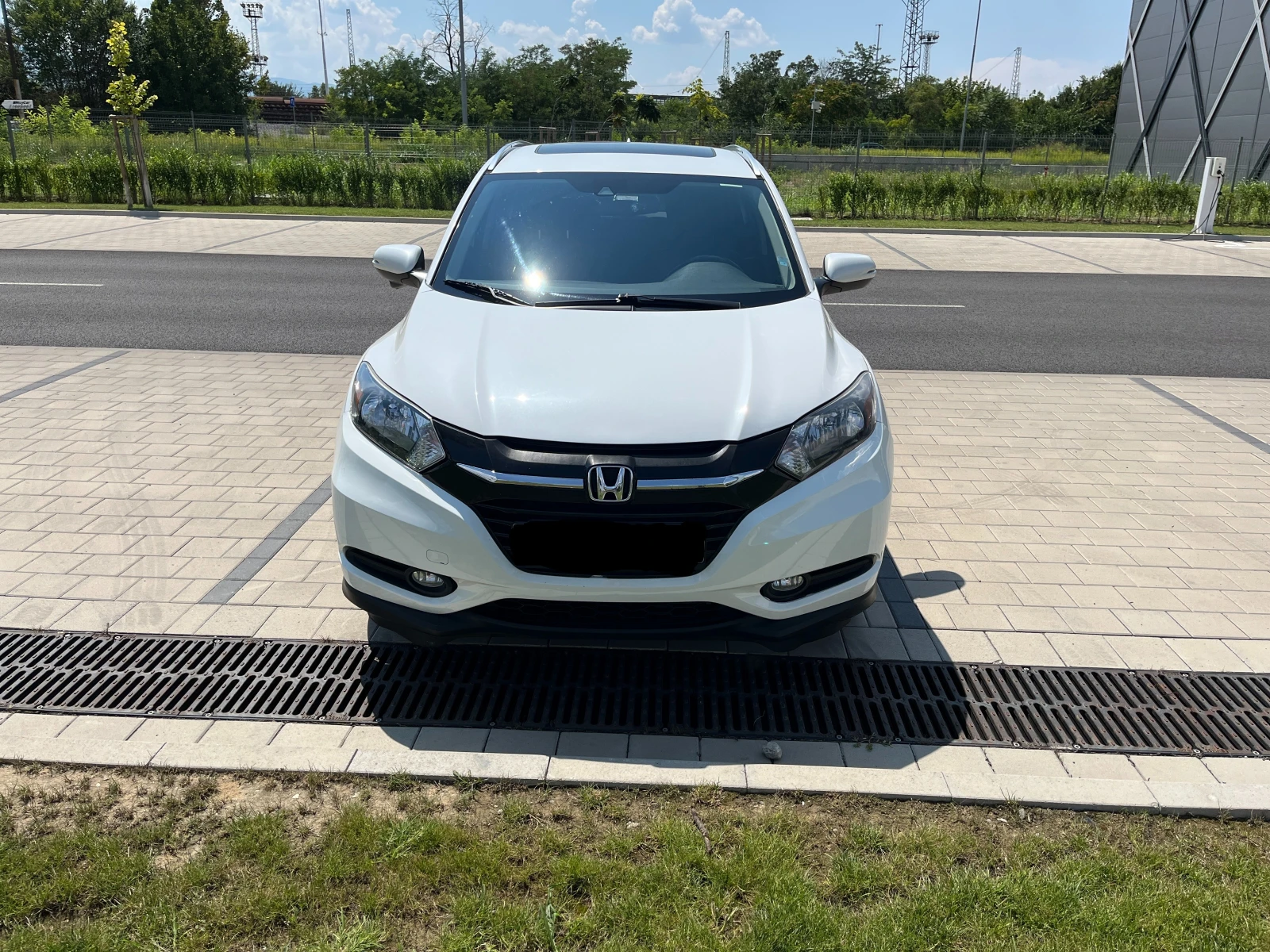 Honda Hr-v AWD, снимка 4 - Автомобили и джипове - 55699114