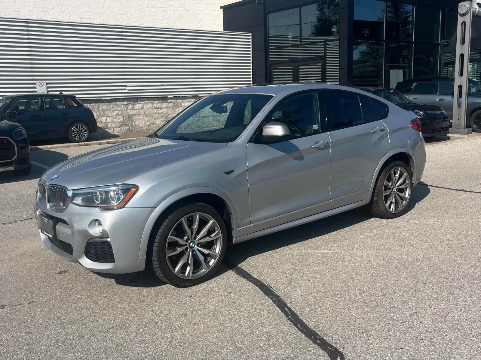 BMW X4 XDrive M40i* HARMAN KARDON* HEAD-UP* LIEN ASSIST* , снимка 2 - Автомобили и джипове - 55685034