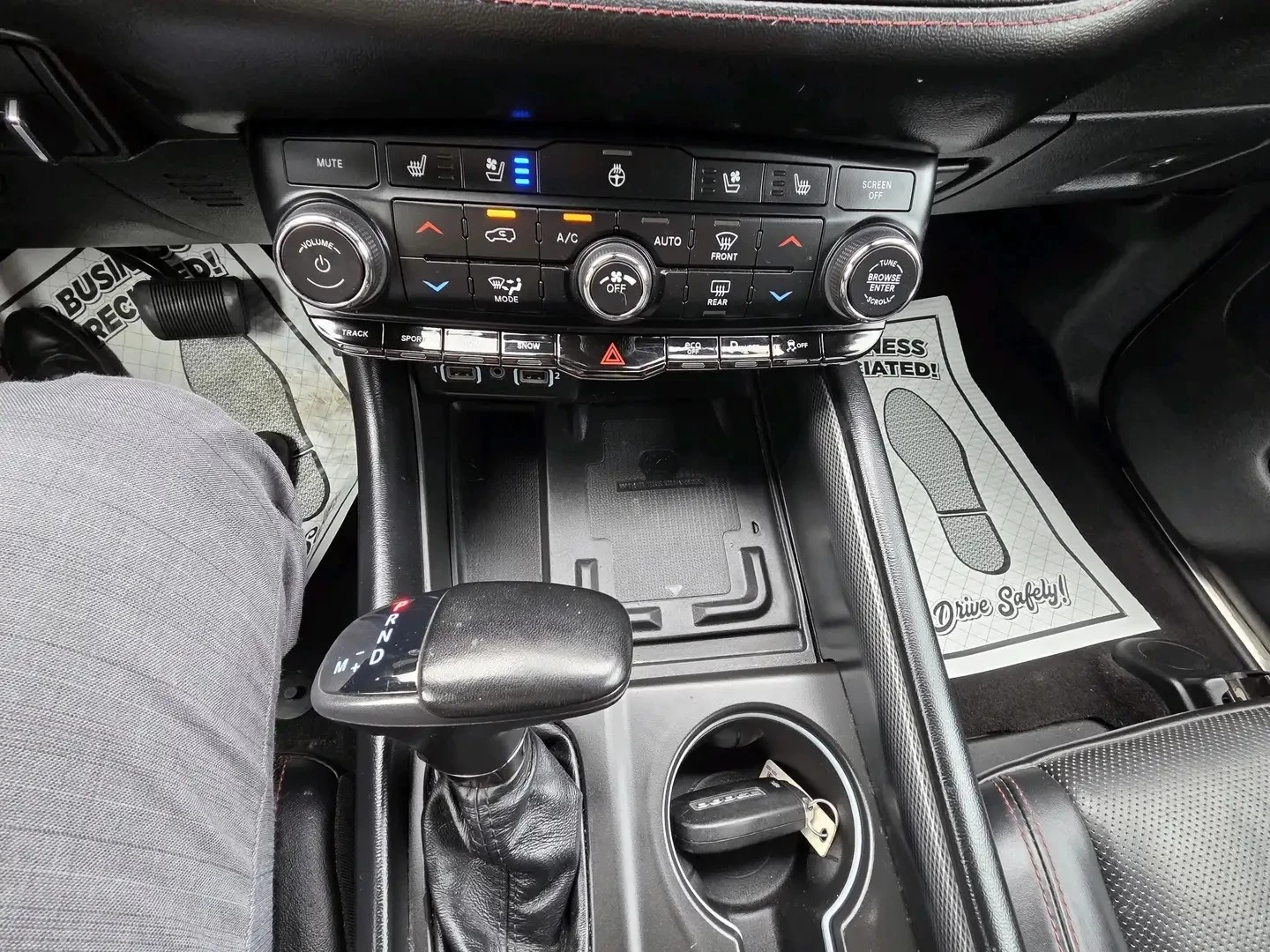 Dodge Durango R/T 5.7 HEMI Цена до България & АвтоКредит, снимка 14 - Автомобили и джипове - 56047934
