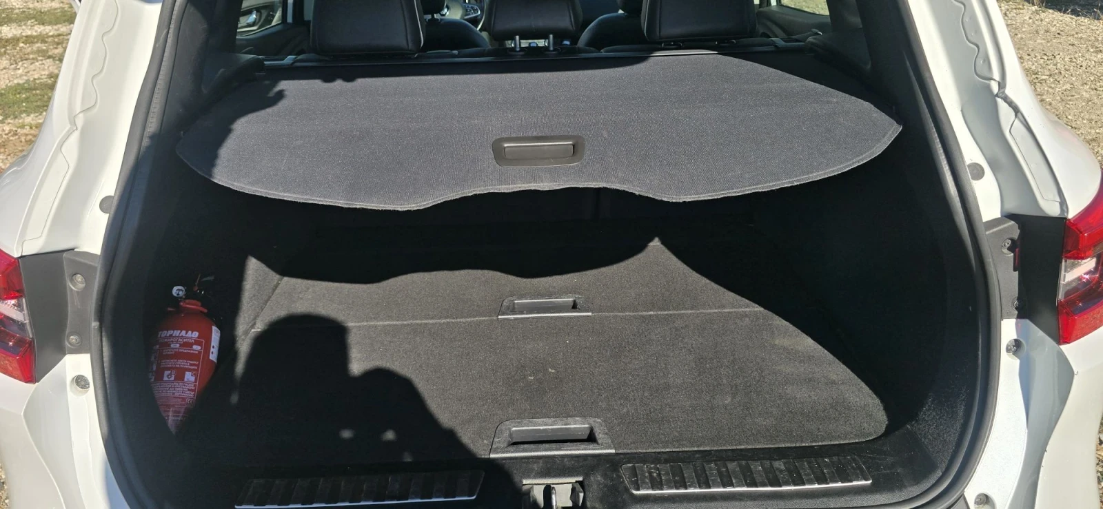 Renault Kadjar 1.5 DCI-AUTOMATIC, снимка 17 - Автомобили и джипове - 56336707