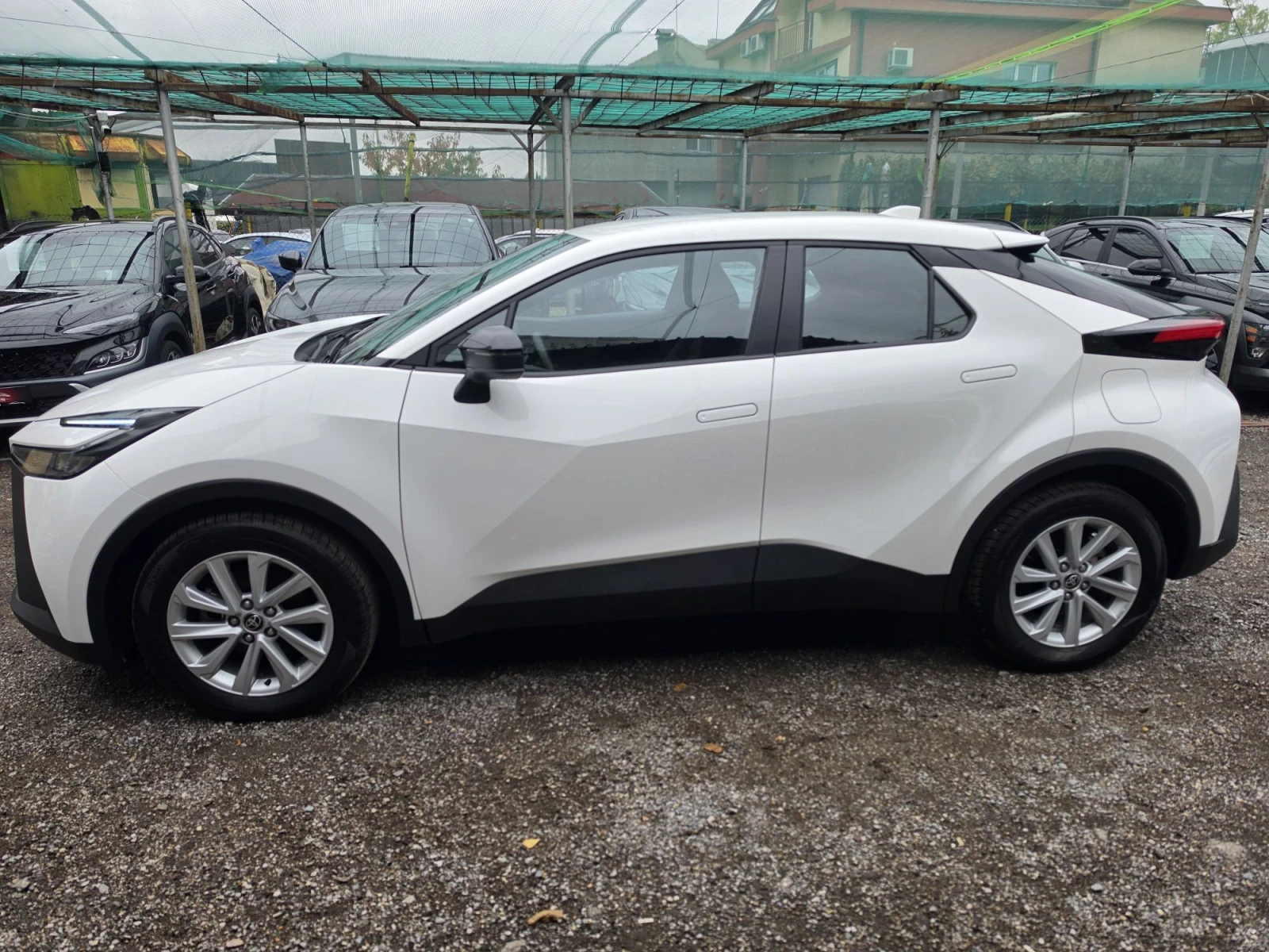 Toyota C-HR 1.8 HEV E-CVT | Mobile.bg � ����������� 4
