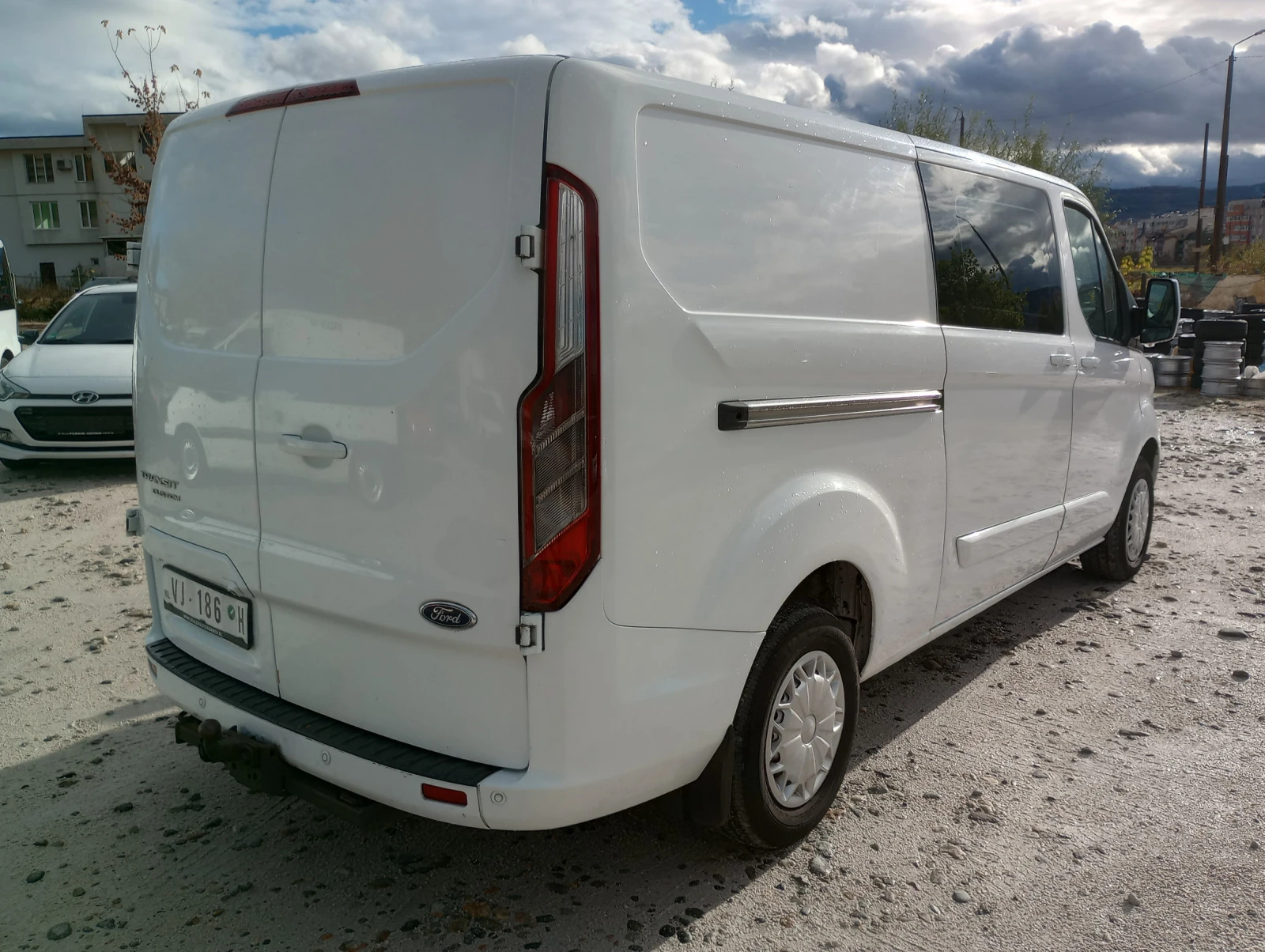 Ford Transit Custom 5+ 1 - изображение 4