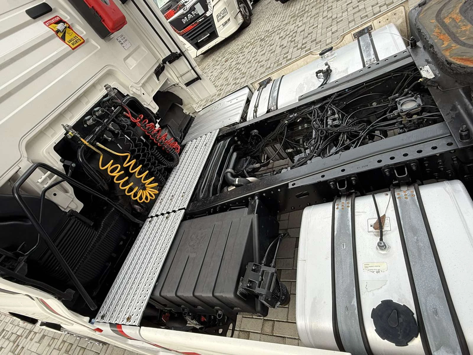 Man Tgx 18.500 - изображение 10