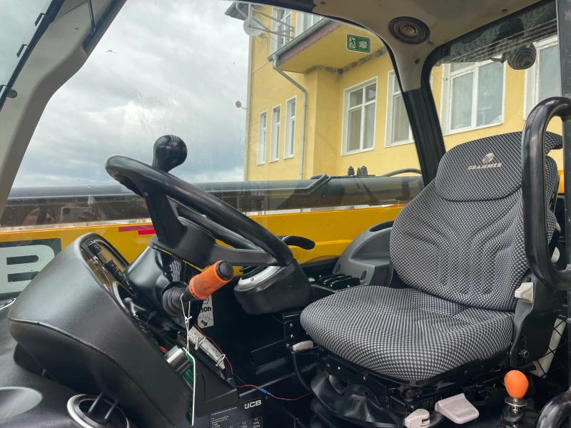 Телескопичен товарач JCB 535-95 AGRI SUPER ЛИЗИНГ, снимка 10 - Селскостопанска техника - 52589260