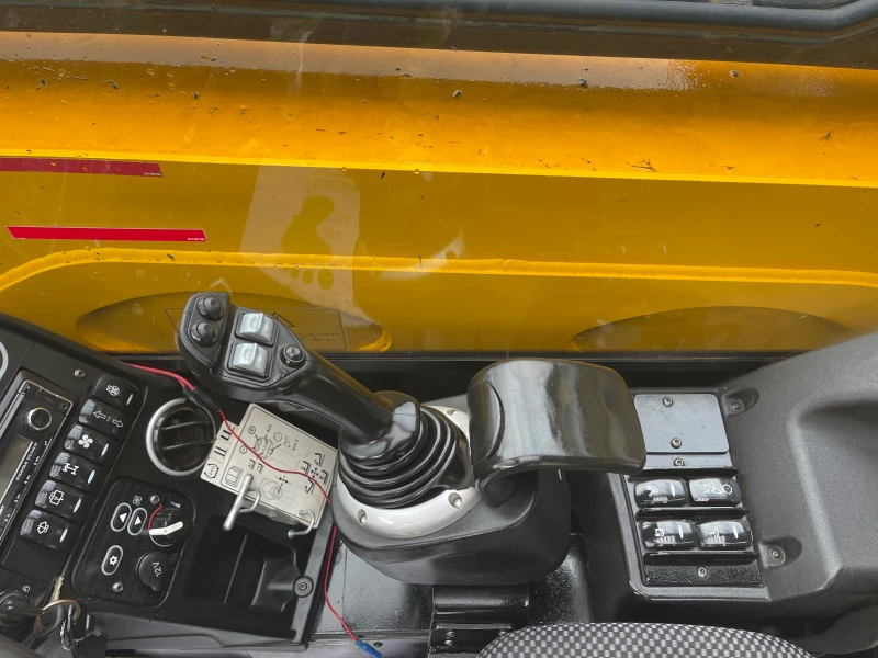 Телескопичен товарач JCB 535-95 AGRI SUPER ЛИЗИНГ, снимка 12 - Селскостопанска техника - 52589260