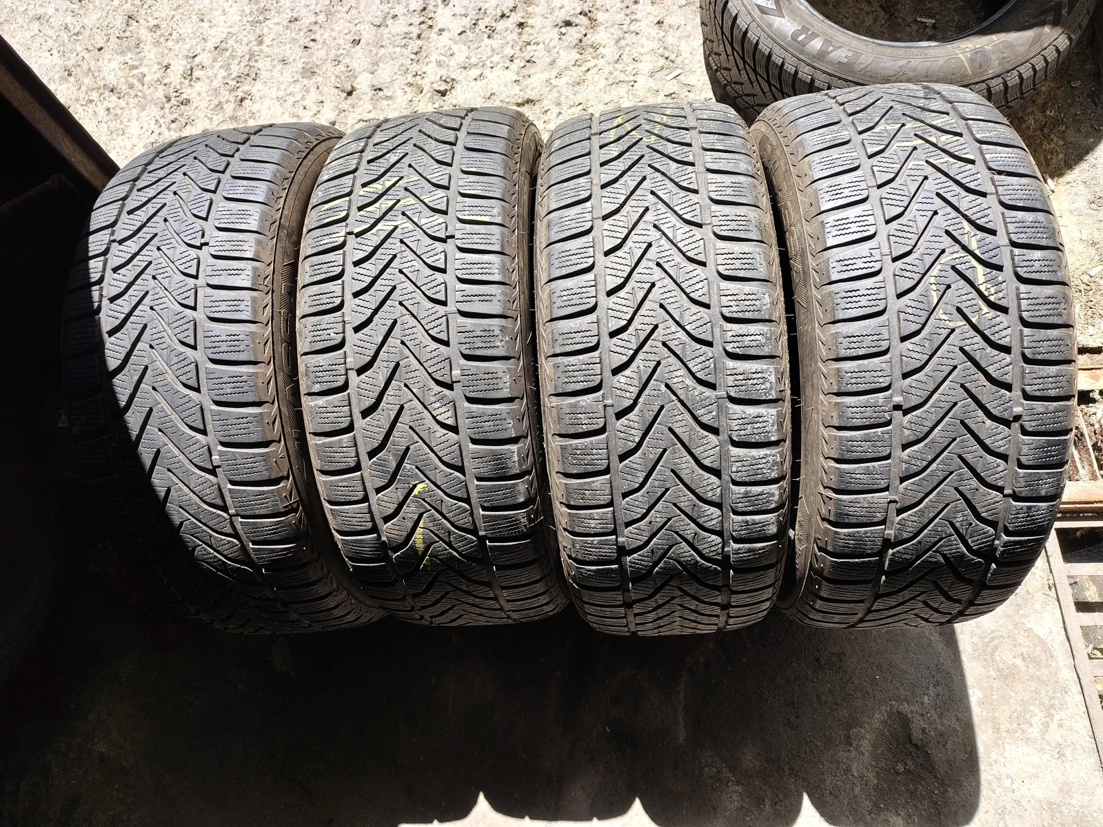  235/55R18 | Mobile.bg   1