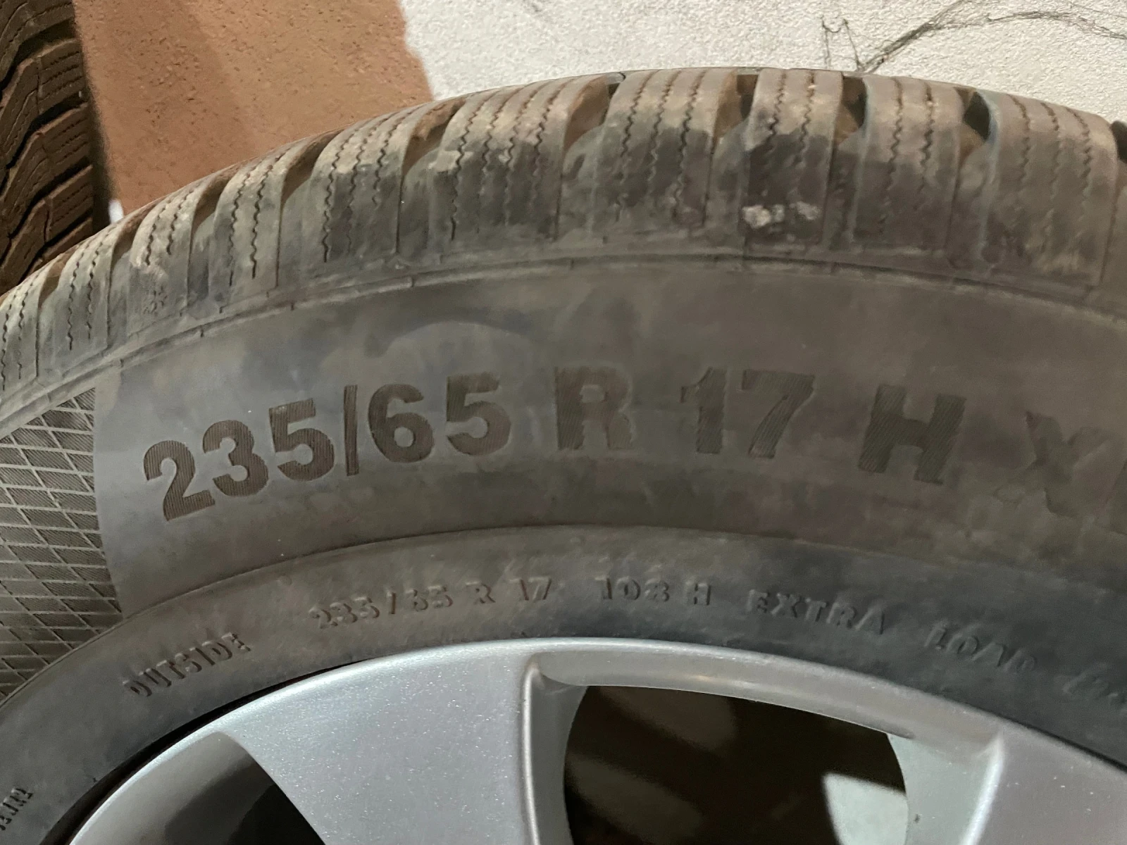    235/65R17  Hyundai Santa fe | Mobile.bg   5