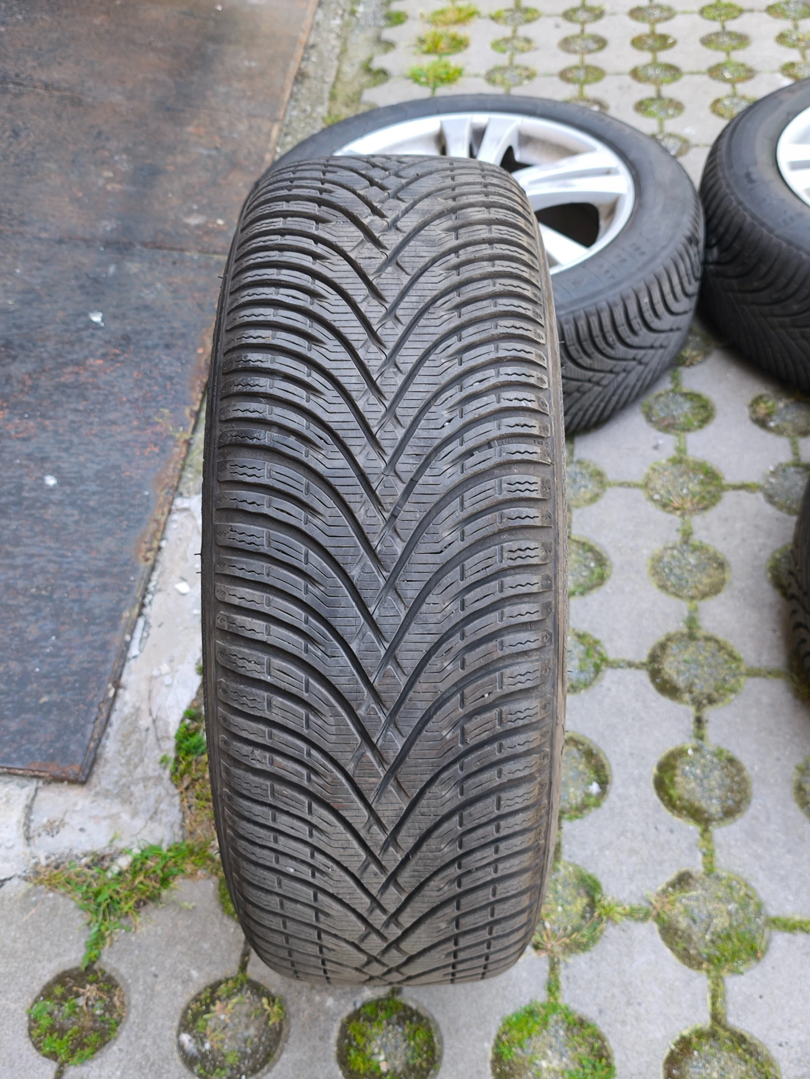Гуми с джанти Kleber 225/55R17, снимка 12 - Гуми и джанти - 54569929