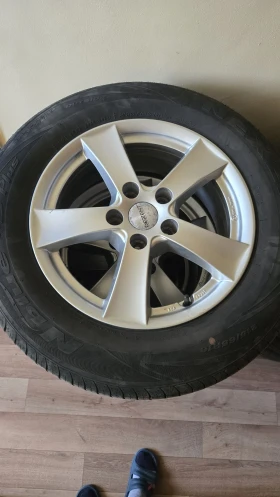 ����� �� �������� �� ���� � ������ 215/65R16 �� Nissan Qashqai