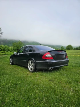 Mercedes-Benz E 500 4-Matic, снимка 10