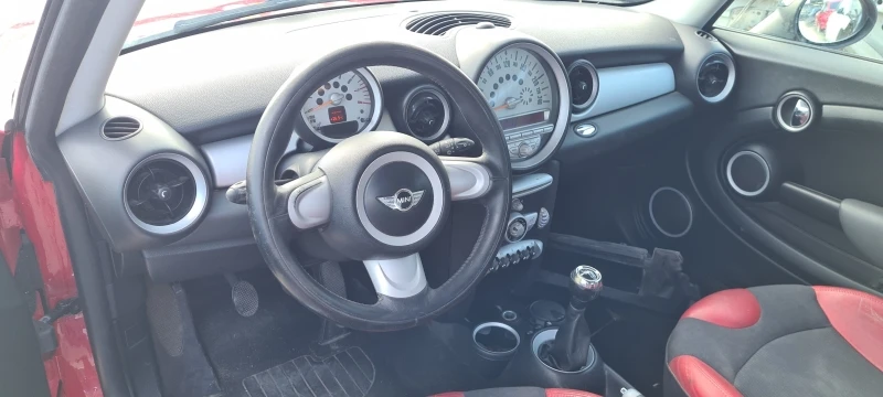 Mini Cooper 1.6i 6скорости, снимка 8 - Автомобили и джипове - 37313068