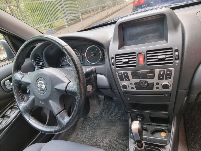 Nissan Almera, снимка 9 - Автомобили и джипове - 47568219