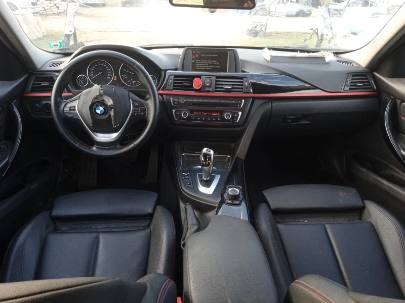 BMW 320 F31 Sport, снимка 11 - Автомобили и джипове - 47541893