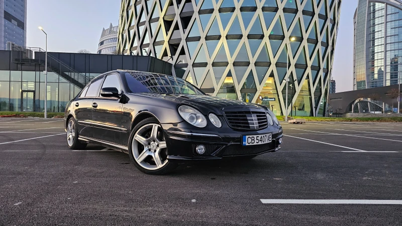 Mercedes-Benz E 500 4-Matic, снимка 17 - Автомобили и джипове - 52798480