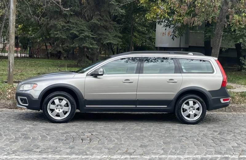 Volvo Xc70, снимка 2 - Автомобили и джипове - 48261887