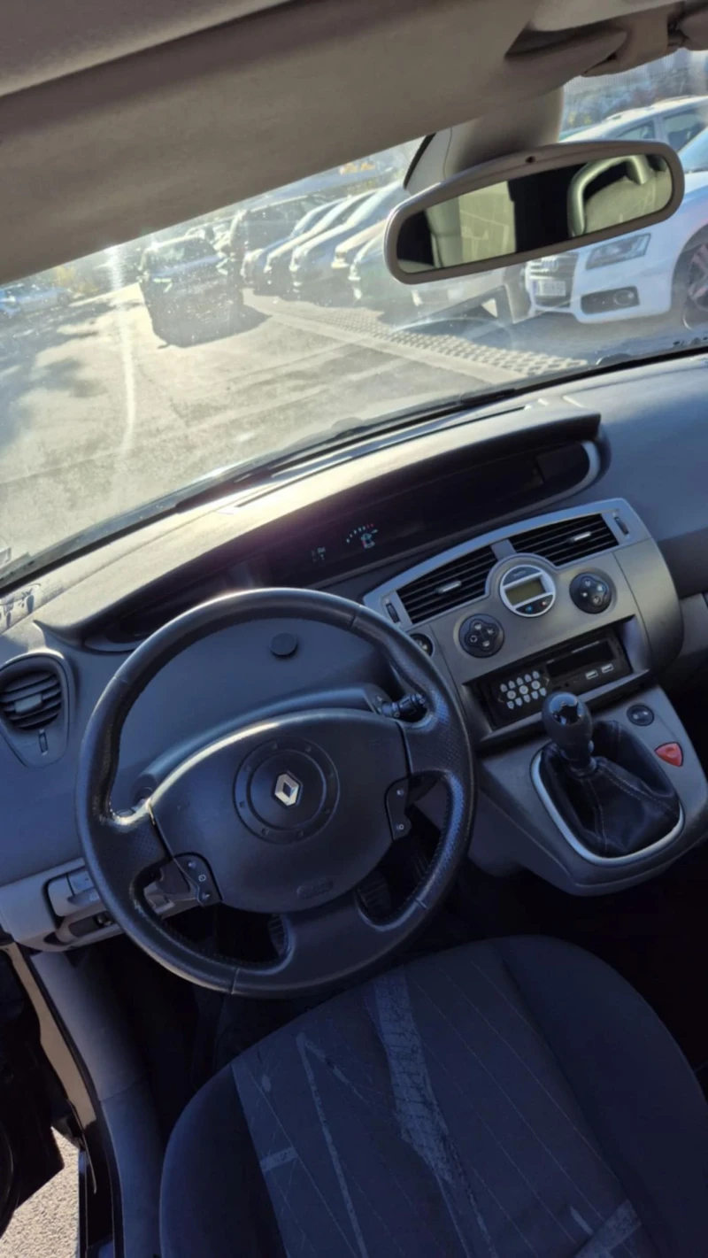 Renault Scenic, снимка 2 - Автомобили и джипове - 48253517