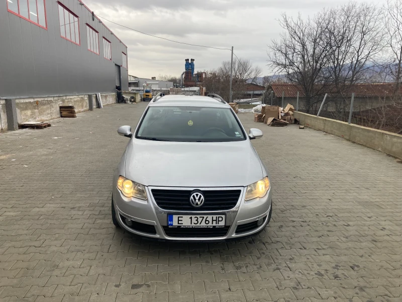 VW Passat, снимка 1 - Автомобили и джипове - 48756605