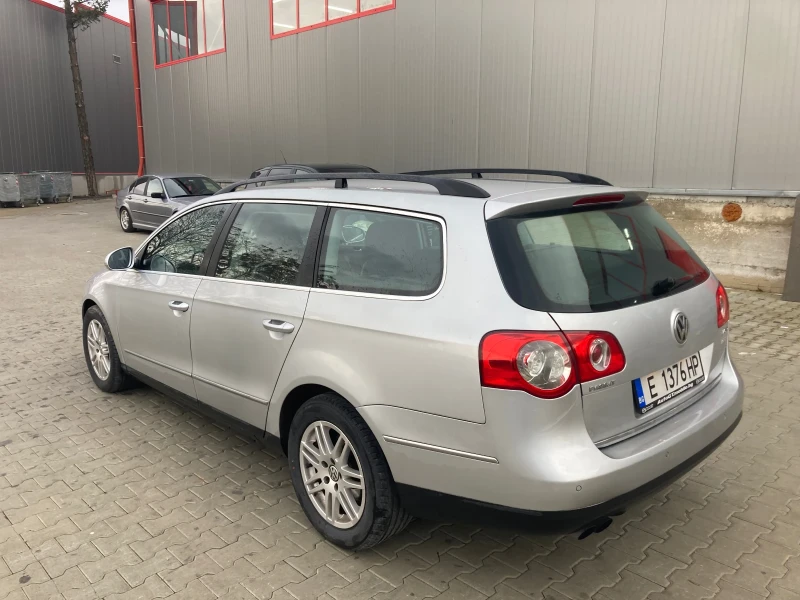 VW Passat, снимка 4 - Автомобили и джипове - 48756605