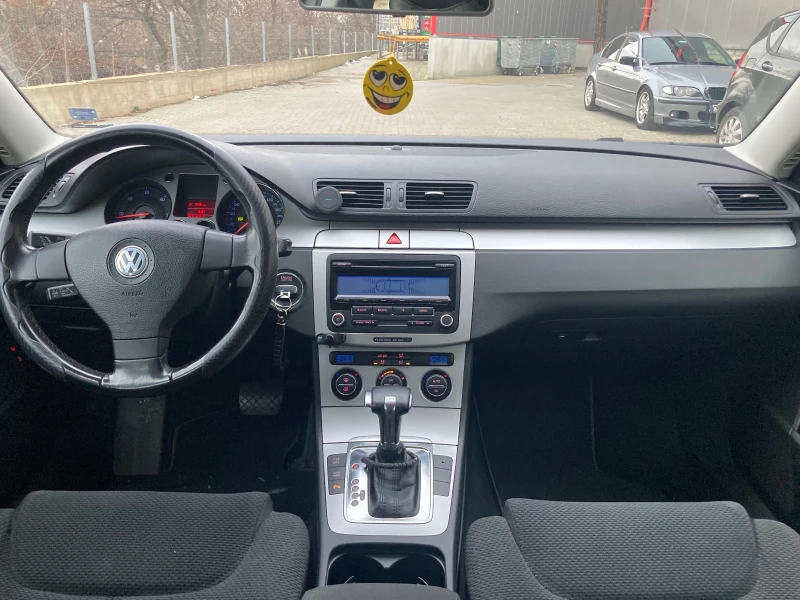 VW Passat, снимка 8 - Автомобили и джипове - 48756605