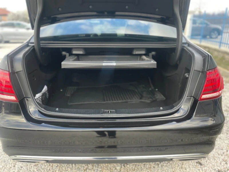 Mercedes-Benz E 350 4 MATIC  AMG , снимка 17 - Автомобили и джипове - 50957799